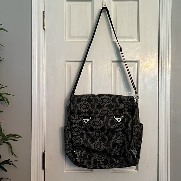 Petunia Pickle Bottom bag - Picture 7 of 12